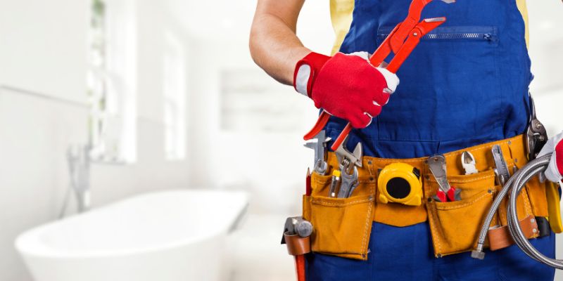 Como Evitar Golpes na Contratação de Encanador em Osasco